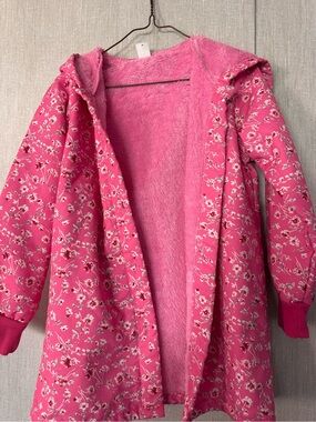 SHEIN Girls' Hooded Floral Raincoat in Bright Pink 6T
